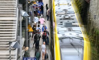 Wie können wir die Verkehrswende schaffen? Allein das Deutschlandticket reiche nicht aus, meint der VCD. - Felix Kästle/dpa Wie können wir die Verkehrswende schaffen? Allein das Deutschlandticket reiche nicht aus, meint der VCD. - Felix Kästle/dpa