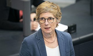 "Konservativ? Das wird uns ja gerne mal zugeschrieben", sagt die Bielefelder Bundestagsabgeordnete Britta Haßelmann. - picture alliance/dpa "Konservativ? Das wird uns ja gerne mal zugeschrieben", sagt die Bielefelder Bundestagsabgeordnete Britta Haßelmann. - picture alliance/dpa