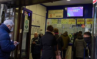 Nach der Weihnachtslotterie werden in Spanien bei der Jesuskind-Lotterie am Dreikönigstag erneut Gewinne im Gesamtumfang von 770 Millionen Euro vergeben. - Jesús Hellín/EUROPA PRESS/dpa Nach der Weihnachtslotterie werden in Spanien bei der Jesuskind-Lotterie am Dreikönigstag erneut Gewinne im Gesamtumfang von 770 Millionen Euro vergeben. - Jesús Hellín/EUROPA PRESS/dpa