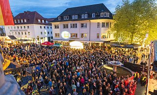 Das Paderborner Frühlingsfest findet zum 40. Mal statt. Am Sonntag ist in der Innenstadt verkaufsoffen. - Niklas Tüns Das Paderborner Frühlingsfest findet zum 40. Mal statt. Am Sonntag ist in der Innenstadt verkaufsoffen. - Niklas Tüns