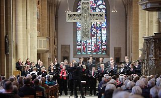 Die Westfälische Kantorei bewies im September 2019 bei einem Konzert in der Reihe Herforder Orgelsommer in der Münsterkirche besondere Qualität. - Frank-Michael Kiel-Steinkamp Die Westfälische Kantorei bewies im September 2019 bei einem Konzert in der Reihe Herforder Orgelsommer in der Münsterkirche besondere Qualität. - Frank-Michael Kiel-Steinkamp