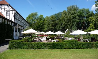 Kulinarisches im Park: Das können Besucher auch draußen genießen. - Gräflicher Park Kulinarisches im Park: Das können Besucher auch draußen genießen. - Gräflicher Park