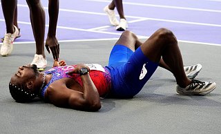 Für Noah Lyles ist Olympia in Paris nach einer Corona-Infektion beendet - Petr David Josek/AP/dpa Für Noah Lyles ist Olympia in Paris nach einer Corona-Infektion beendet - Petr David Josek/AP/dpa