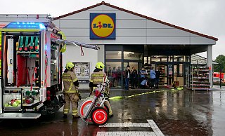 Am Samstagmorgen rückte die Paderborner Feuerwehr zu einem Einsatz an der Warburger Straße aus. - Ralph Meyer Am Samstagmorgen rückte die Paderborner Feuerwehr zu einem Einsatz an der Warburger Straße aus. - Ralph Meyer