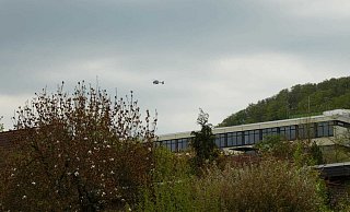 Ein Polizeihubschrauber kreiste über Höxter. - Michaela Bast Ein Polizeihubschrauber kreiste über Höxter. - Michaela Bast