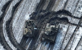 Beschädigte russische Panzer auf einem Feld bei Wuhledar. - Uncredited/Ukrainian Armed Forces/dpa Beschädigte russische Panzer auf einem Feld bei Wuhledar. - Uncredited/Ukrainian Armed Forces/dpa