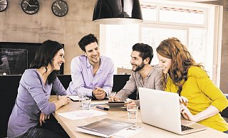Attraktive Arbeitswelt: Im günstigsten Fall ist „agiles Arbeiten" selbstbestimmt. Doch auch Dauerstress kann eine Folge sein. - dpa Attraktive Arbeitswelt: Im günstigsten Fall ist „agiles Arbeiten" selbstbestimmt. Doch auch Dauerstress kann eine Folge sein. - dpa