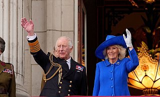 König Charles III. und Königin Camilla reisen in den Vatikan. (Archivbild) - Aaron Chown/PA Wire/dpa König Charles III. und Königin Camilla reisen in den Vatikan. (Archivbild) - Aaron Chown/PA Wire/dpa