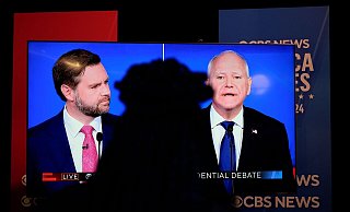 Die 90-minütige Debatte, ausgetragen von CBS in New York, fand ohne Publikum statt. - Julia Demaree Nikhinson/AP/dpa Die 90-minütige Debatte, ausgetragen von CBS in New York, fand ohne Publikum statt. - Julia Demaree Nikhinson/AP/dpa