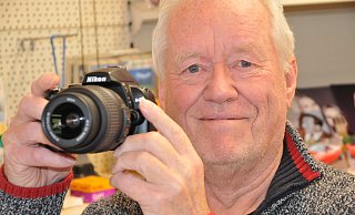 2009 übernahm Peter Bolesta Biggis Fotomarkt in Steinhagen im Kreis Gütersloh. Schweren Herzens schließt er nun das Fachgeschäft. - Frank Jasper 2009 übernahm Peter Bolesta Biggis Fotomarkt in Steinhagen im Kreis Gütersloh. Schweren Herzens schließt er nun das Fachgeschäft. - Frank Jasper