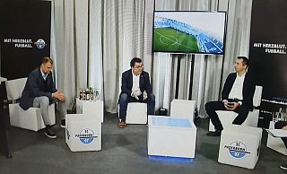 Die Geschäftsführer (v. l.) Fabian Wohlgemuth (Sport), Martin Hornberger und Ralf Huschen (Finanzen) informierten über die aktuelle Lage beim SC Paderborn und stellten sich den Fragen der Zuschauer. - Screenshot/NW Die Geschäftsführer (v. l.) Fabian Wohlgemuth (Sport), Martin Hornberger und Ralf Huschen (Finanzen) informierten über die aktuelle Lage beim SC Paderborn und stellten sich den Fragen der Zuschauer. - Screenshot/NW