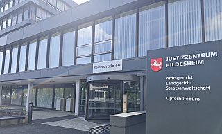 Die Staatsanwaltschaft Hildesheim ermittelt nach einem möglichen Tötungsdelikt in Holzminden. - Svenja Ludwig Die Staatsanwaltschaft Hildesheim ermittelt nach einem möglichen Tötungsdelikt in Holzminden. - Svenja Ludwig