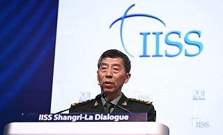 Der chinesische Verteidigungsminister General Li Shangfu will der US-Regierung Grenzen aufzeigen. - Britta Pedersen/dpa Der chinesische Verteidigungsminister General Li Shangfu will der US-Regierung Grenzen aufzeigen. - Britta Pedersen/dpa