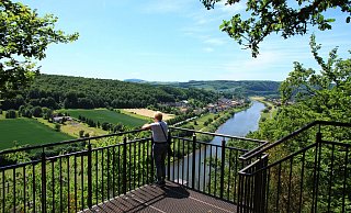 Der Weser-Skywalk bei Beverungen ist repariert worden. - Udo-Schlueter Der Weser-Skywalk bei Beverungen ist repariert worden. - Udo-Schlueter
