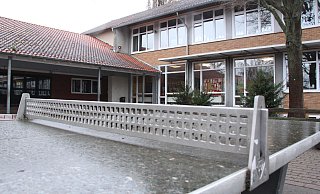 Die zweizügige Grundschule in Albaxen wird zum neuen Schuljahr dreizügig. - burkhard battran Die zweizügige Grundschule in Albaxen wird zum neuen Schuljahr dreizügig. - burkhard battran
