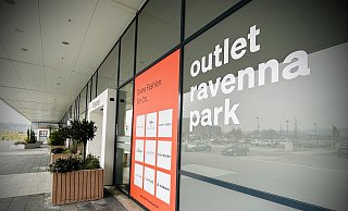 Das Outlet im Haller Ravenna-Park im Kreis Gütersloh nahe der A33 läuft auch ohne Mode von Gerry Weber weiter. - Nicole Donath Das Outlet im Haller Ravenna-Park im Kreis Gütersloh nahe der A33 läuft auch ohne Mode von Gerry Weber weiter. - Nicole Donath