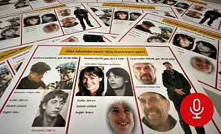 Unter anderem mit Steckbriefen wie diesen suchen die Ermittler nach dem untergetauchten RAF-Trio. - Lukas Brekenkamp Unter anderem mit Steckbriefen wie diesen suchen die Ermittler nach dem untergetauchten RAF-Trio. - Lukas Brekenkamp