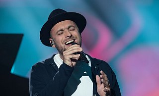 Der deutsche Sänger Max Mutzke kämpft beim deutschen ESC-Vorentscheid um den Startplatz beim Eurovision Song Contest 2024. - Hendrik Schmidt/dpa-Zentralbild/dpa Der deutsche Sänger Max Mutzke kämpft beim deutschen ESC-Vorentscheid um den Startplatz beim Eurovision Song Contest 2024. - Hendrik Schmidt/dpa-Zentralbild/dpa