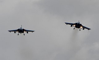 Relativ regelmäßig fliegen Tornados auch über Gütersloh geräuschvoll hinweg. - picture alliance/dpa/Symbolbild Relativ regelmäßig fliegen Tornados auch über Gütersloh geräuschvoll hinweg. - picture alliance/dpa/Symbolbild