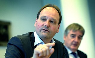 Erläutert die Positionen: Konzernchef Markus Miele (50) will das Unternehmen neu ausrichten. - Andreas Frücht Erläutert die Positionen: Konzernchef Markus Miele (50) will das Unternehmen neu ausrichten. - Andreas Frücht