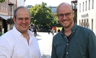 Raphael Rosenstein (l.) und Martin Holzhausen von den Wirtschaftsjunioren Paderborn-Höxter möchten vor der Kommunalwahl Impulse setzen. - Holger Kosbab Raphael Rosenstein (l.) und Martin Holzhausen von den Wirtschaftsjunioren Paderborn-Höxter möchten vor der Kommunalwahl Impulse setzen. - Holger Kosbab