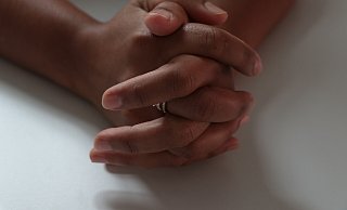 Frauenhäuser sind in Notfällen wichtige Anlaufpunkte. Ziel ist es, dass die Frauen - gestärkt - wieder ein selbstständiges Leben führen können. - Holger Kosbab Frauenhäuser sind in Notfällen wichtige Anlaufpunkte. Ziel ist es, dass die Frauen - gestärkt - wieder ein selbstständiges Leben führen können. - Holger Kosbab
