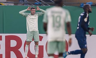 Marvin Ducksch von Werder Bremen feiert sein Tor zum 1:0 in Paderborn. - David Inderlied/dpa Marvin Ducksch von Werder Bremen feiert sein Tor zum 1:0 in Paderborn. - David Inderlied/dpa