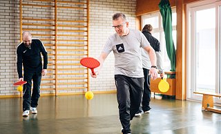 Reha-Sport im MZG Bad Lippspringe. Auch hier wird in Coronazeiten auf den nötigen Abstand geachtet. - Besim Mazhiqi/MZG Reha-Sport im MZG Bad Lippspringe. Auch hier wird in Coronazeiten auf den nötigen Abstand geachtet. - Besim Mazhiqi/MZG