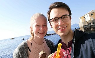 Simone Horenkamp (li.) und Alexander Vogel haben ihre Zeit in Italien trotz der Umstände genossen. - Mareike Köstermeyer Simone Horenkamp (li.) und Alexander Vogel haben ihre Zeit in Italien trotz der Umstände genossen. - Mareike Köstermeyer