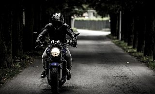 Motorradfahrer stehen wegen der Verursachung von Lärm oft in der Kritik. - Pixabay (Symbolfoto) Motorradfahrer stehen wegen der Verursachung von Lärm oft in der Kritik. - Pixabay (Symbolfoto)