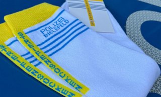 Die Bielefelder Polizei versteckte erneut die sogenannten "Streifensocken" und schickte die Leute auf eine Schnitzeljagd quer durch Bielefeld. - Polizei Bielefeld Die Bielefelder Polizei versteckte erneut die sogenannten "Streifensocken" und schickte die Leute auf eine Schnitzeljagd quer durch Bielefeld. - Polizei Bielefeld