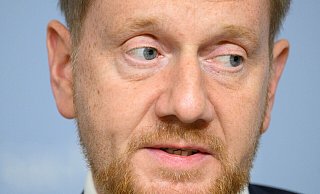 Michael Kretschmer (CDU), Ministerpräsident von Sachsen, kritisiert die jüngsten Pläne der Ampel-Koalition gegen die Klimakrise. - Robert Michael/dpa Michael Kretschmer (CDU), Ministerpräsident von Sachsen, kritisiert die jüngsten Pläne der Ampel-Koalition gegen die Klimakrise. - Robert Michael/dpa