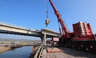Stück für Stück wurde die Werre-Brücke auf der A30 zwischen den Anschlussstellen Löhne und Kirchlengern im Frühjahr 2017 zerschnitten. Archivfoto: Susanne Barth - Susanne Barth Stück für Stück wurde die Werre-Brücke auf der A30 zwischen den Anschlussstellen Löhne und Kirchlengern im Frühjahr 2017 zerschnitten. Archivfoto: Susanne Barth - Susanne Barth