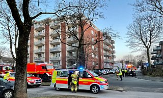 Angebranntes Essen löste am frühen Samstagmorgen einen Einsatz der Paderborner Feuerwehr in einem Mehrfamilienhaus an der Wolff-Metternich-Straße aus. - Ralph Meyer Angebranntes Essen löste am frühen Samstagmorgen einen Einsatz der Paderborner Feuerwehr in einem Mehrfamilienhaus an der Wolff-Metternich-Straße aus. - Ralph Meyer