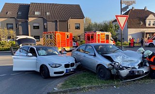 Rettungskräfte rückten in den Norden Bielefelds aus. - Christian Mathiesen Rettungskräfte rückten in den Norden Bielefelds aus. - Christian Mathiesen