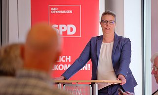 Henrike Diestelhorst will die Gebühren für den offenen Ganztag senken und Eltern entlasten und den Busbahnhof im Sültebusch belassen. - Ulf Hanke Henrike Diestelhorst will die Gebühren für den offenen Ganztag senken und Eltern entlasten und den Busbahnhof im Sültebusch belassen. - Ulf Hanke