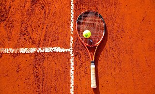 Auf den Tennisplätzen des TV Concordia Enger und des TV Lenzinghausen darf wieder gespielt werden. - Pixabay Auf den Tennisplätzen des TV Concordia Enger und des TV Lenzinghausen darf wieder gespielt werden. - Pixabay