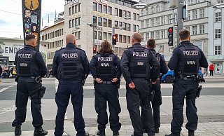 In Bielefeld gab es im vergangenen Jahr mehr Gewalttaten und Straßenkriminalität. Die Polizei hat deshalb die Sonderkommission Innenstadt ("Soko Innenstadt") eingerichtet. - Moritz Trinsch In Bielefeld gab es im vergangenen Jahr mehr Gewalttaten und Straßenkriminalität. Die Polizei hat deshalb die Sonderkommission Innenstadt ("Soko Innenstadt") eingerichtet. - Moritz Trinsch