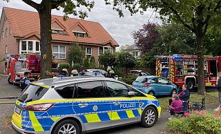 In einem Sechsparteienhaus "Auf der Benkert" in Gütersloh ist es am Freitagmorgen zu einem Kellerbrand gekommen. - Christian Bröder In einem Sechsparteienhaus "Auf der Benkert" in Gütersloh ist es am Freitagmorgen zu einem Kellerbrand gekommen. - Christian Bröder