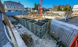 An der Kiskerstraße entsteht gegenüber dem Franziskus Hospital ein neues Gesundheitszentrum. Das Untergeschoss, in dem auch eine Tiefgarage geschaffen wird, soll im Herbst fertig werden. - Foto: Andreas Zobe/NW An der Kiskerstraße entsteht gegenüber dem Franziskus Hospital ein neues Gesundheitszentrum. Das Untergeschoss, in dem auch eine Tiefgarage geschaffen wird, soll im Herbst fertig werden. - Foto: Andreas Zobe/NW