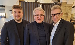 Jens Teutrine (v.l.), Frank Schäffler und Gregor vom Braucke wollen für die FDP aus OWL in den Bundestag. - Ingo Kalischek Jens Teutrine (v.l.), Frank Schäffler und Gregor vom Braucke wollen für die FDP aus OWL in den Bundestag. - Ingo Kalischek