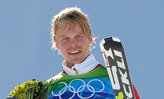 2010 in Vancouver: Audun Grönvold holt Bronze. - Mark J. Terrill/AP/dpa 2010 in Vancouver: Audun Grönvold holt Bronze. - Mark J. Terrill/AP/dpa