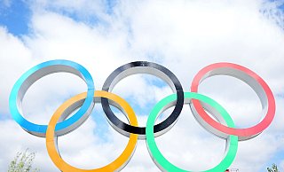 Schweiz will sich um die Ausrichtung der Winterspiele 2038 bewerben. - Michael Kappeler/dpa Schweiz will sich um die Ausrichtung der Winterspiele 2038 bewerben. - Michael Kappeler/dpa