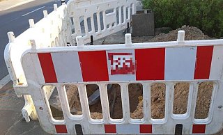 An mehreren Stellen an der Stiftstraße in Kirchlengern nimmt die Telekomim Moment Arbeiten vor. Das sorgt bei einem Anwohner für Ärger, weil die Stiftstraße vor anderthalb Jahren erst neu gestaltet wurde. - Privat An mehreren Stellen an der Stiftstraße in Kirchlengern nimmt die Telekomim Moment Arbeiten vor. Das sorgt bei einem Anwohner für Ärger, weil die Stiftstraße vor anderthalb Jahren erst neu gestaltet wurde. - Privat