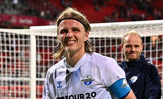 Felix Götze, Kapitän des SC Paderborn, hofft auf schnelle Genesung für das nächste Match in Braunschweig. - picture alliance / Sportfoto Zink / Wolfgang Zink Felix Götze, Kapitän des SC Paderborn, hofft auf schnelle Genesung für das nächste Match in Braunschweig. - picture alliance / Sportfoto Zink / Wolfgang Zink