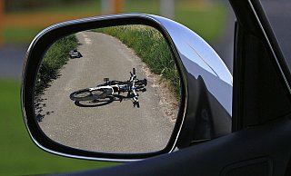 Mehrere Unfallfluchten beschäfitgen die Polizei im Kreis Höxter. Im Fall eines Unfalls mit einem Radfahrer gibt die Polizei einen wichtigen Hinweis. - (Symbolfoto) Pixabay Mehrere Unfallfluchten beschäfitgen die Polizei im Kreis Höxter. Im Fall eines Unfalls mit einem Radfahrer gibt die Polizei einen wichtigen Hinweis. - (Symbolfoto) Pixabay