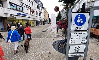 Brauch die Fußgängerzone von Höxter mehr Sicherheit? Nein, sagt die Verwaltung, zumindest nicht im Alltag. - David Schellenberg Brauch die Fußgängerzone von Höxter mehr Sicherheit? Nein, sagt die Verwaltung, zumindest nicht im Alltag. - David Schellenberg