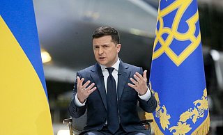 Der ukrainische Präsident Wolodymyr Selenskyj spricht während einer Pressekonferenz. - Foto: Efrem Lukatsky/AP/dpa Der ukrainische Präsident Wolodymyr Selenskyj spricht während einer Pressekonferenz. - Foto: Efrem Lukatsky/AP/dpa