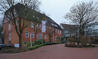 Die Lage hat sich noch einmal deutlich verschlechtert: Waren nach den Schnelltests 36 Bewohner und Mitarbeiter positiv, haben die darauf folgenden PCR-Test 66 positive Ergebnisse erbracht. - Andreas Zobe Die Lage hat sich noch einmal deutlich verschlechtert: Waren nach den Schnelltests 36 Bewohner und Mitarbeiter positiv, haben die darauf folgenden PCR-Test 66 positive Ergebnisse erbracht. - Andreas Zobe