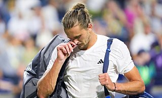 Vergab einen Matchball und verlor im Anschluss das Halbfinale: Alexander Zverev. - Chris Young/The Canadian Press/AP/dpa Vergab einen Matchball und verlor im Anschluss das Halbfinale: Alexander Zverev. - Chris Young/The Canadian Press/AP/dpa